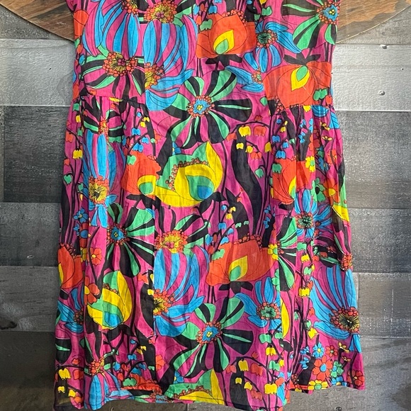 Tunic Blouse Bold Floral Colorful Summer Vacation Bohemian Embellished - Picture 6 of 12
